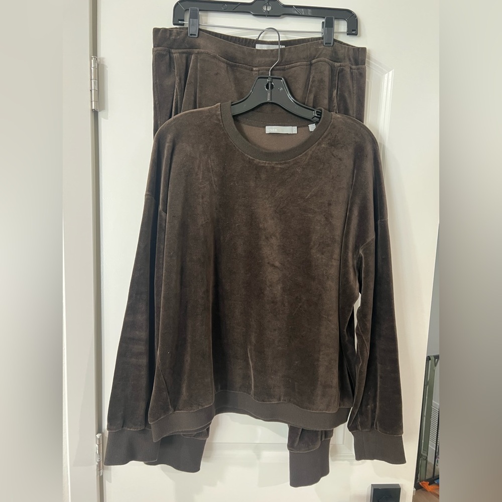 Vince Brown Velour Long Sleeve & Joggers Set